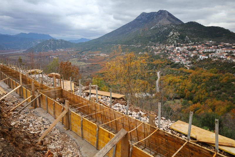 Vrgorac uređuje vidikovac s pogledom na grad