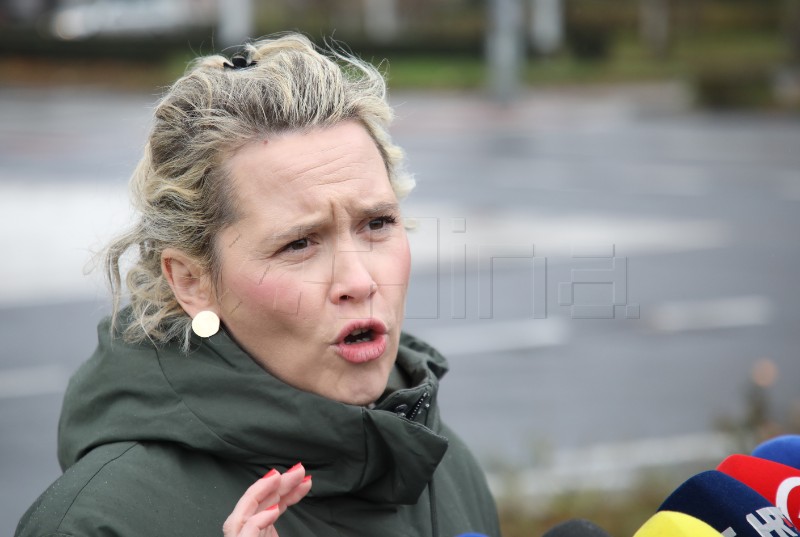 Konferencija za medije Ivane Kekin