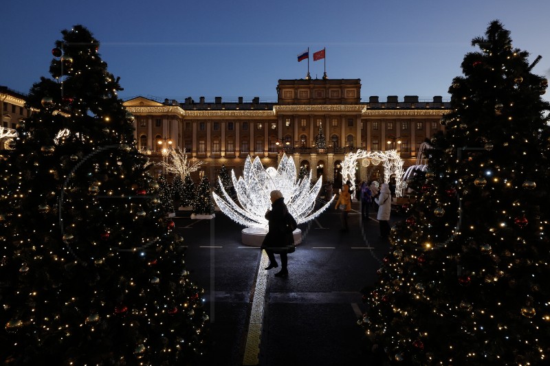 RUSSIA CHRISTMAS NEW YEAR SEASON