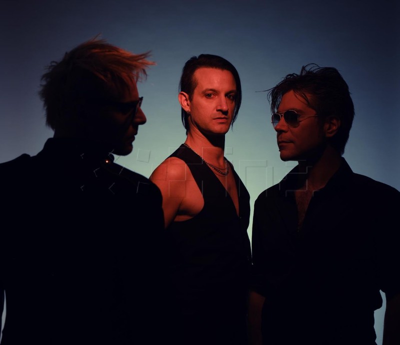 Pariški cold wave trio JE T'AIME stiže 6. travnja u Tvornicu kulture