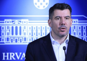 Konferencija za medije Nikole Grmoje