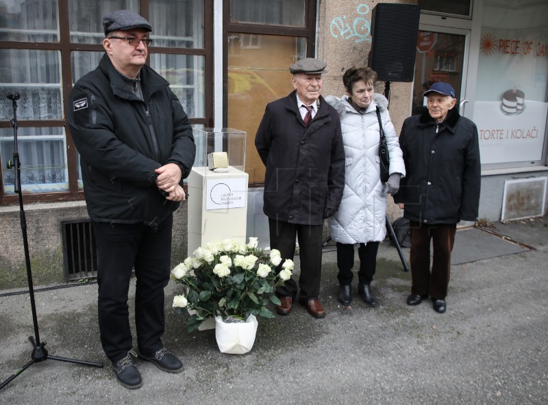 Kamen spoticanja za Dominika Živeca