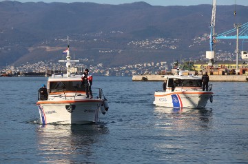 Primopredane tri brodice za Lučke kapetanije Rijeka, Pula i Senj