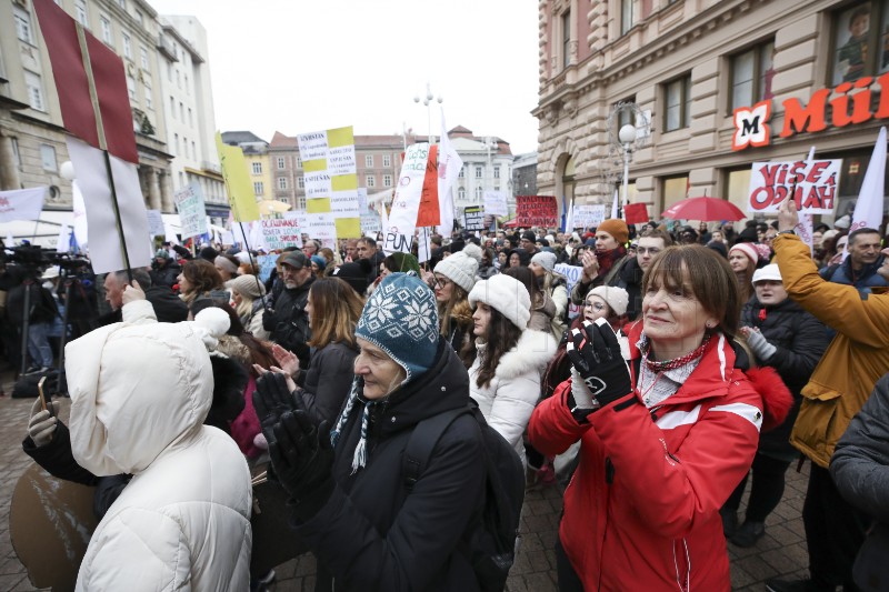 Prosvjed školskih sindikata