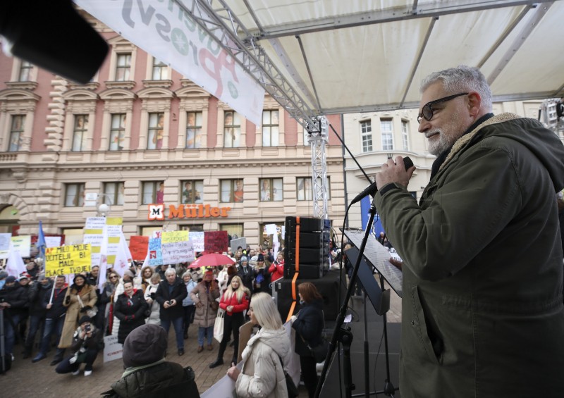 Prosvjed školskih sindikata