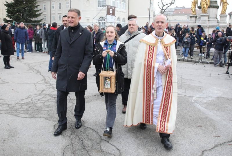 Ceremonija donošenja Betlehemskog svjetla mira u Hrvatsku