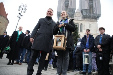 Ceremonija donošenja Betlehemskog svjetla mira u Hrvatsku