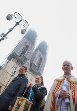 Ceremonija donošenja Betlehemskog svjetla mira u Hrvatsku