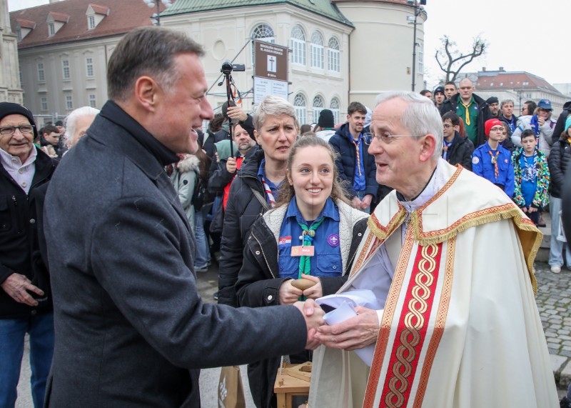 Ceremonija donošenja Betlehemskog svjetla mira u Hrvatsku