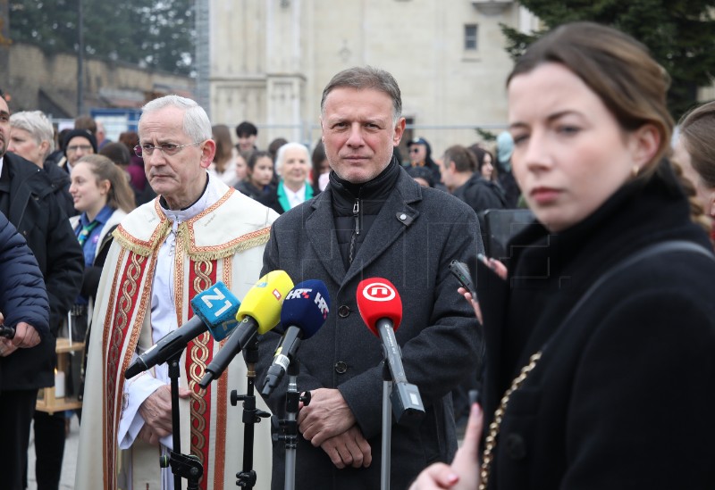 Ceremonija donošenja Betlehemskog svjetla mira u Hrvatsku