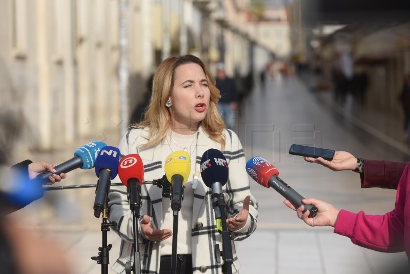 Kandidatkinja za predsjednicu Marija Selak Raspudić održala konferenciju za medije