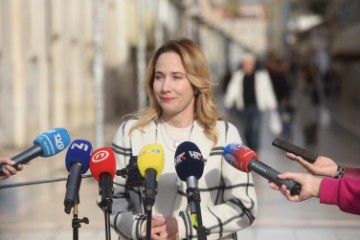 Kandidatkinja za predsjednicu Marija Selak Raspudić održala konferenciju za medije