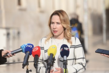 Kandidatkinja za predsjednicu Marija Selak Raspudić održala konferenciju za medije