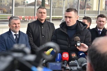 Vukovar: Butković obišao željeznički kolodvor Vukovar - Borovo Naselje