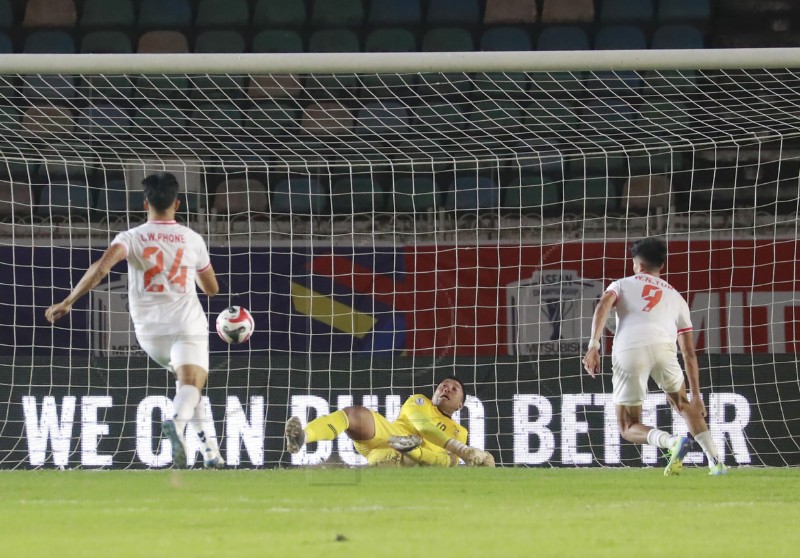 MYANMAR SOCCER