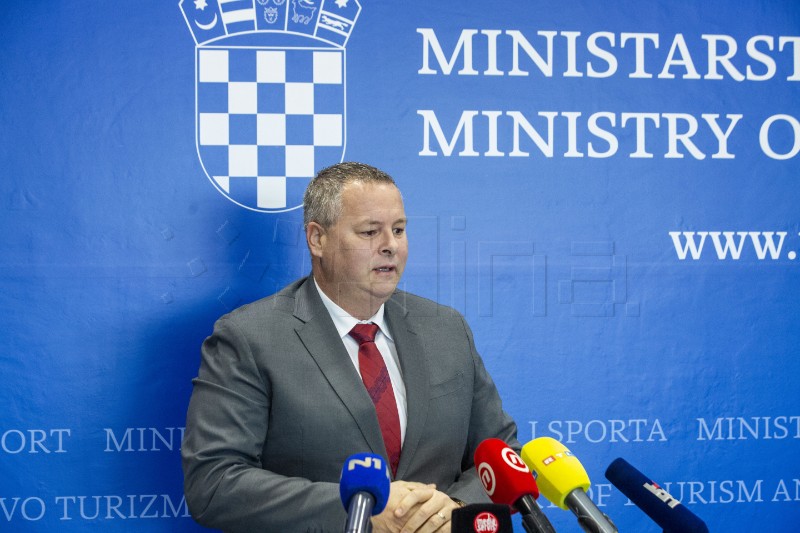 Konferencija za medije Tončija Glavine i Kristjana Staničića