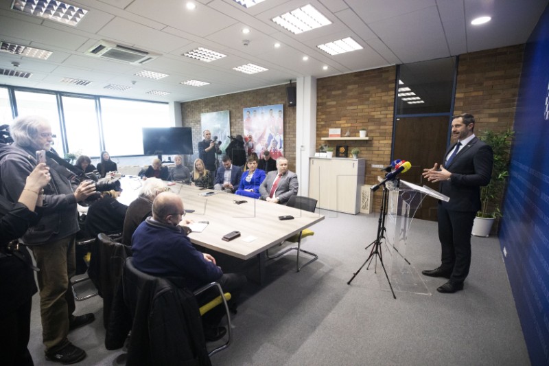 Konferencija za medije Tončija Glavine i Kristjana Staničića