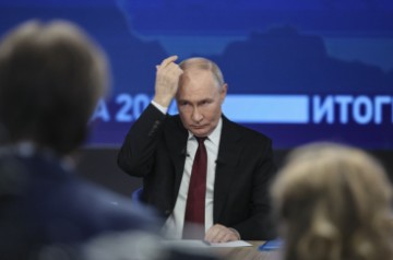 RUSSIA PUTIN PRESS CONFERENCE