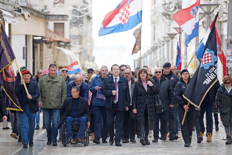 Konferencija za novinare Tomislava Jonjića