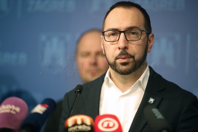 Konferencija za medije Tomislava Tomaševića