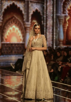 PAKISTAN BRIDAL FASHION