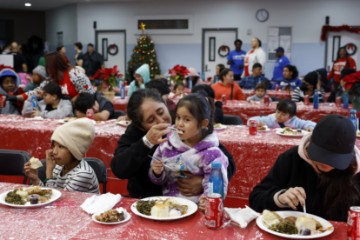 USA LA MISSION CHRISTMAS