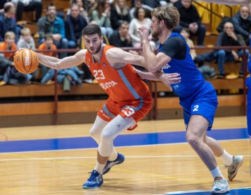 Utakmica državnog prvenstva košarkaša: Cedevita Junior - Cibona