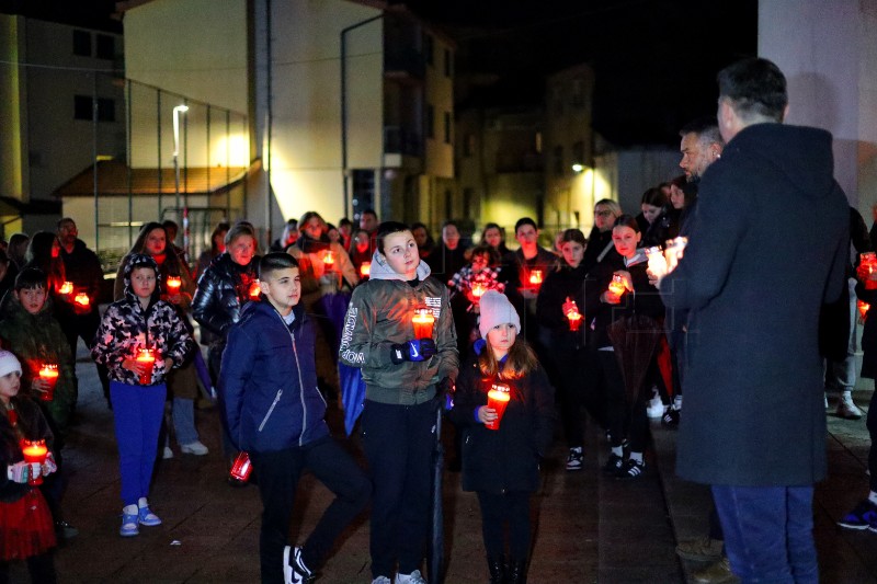 Vrgorac: Sućut i solidarnost sa žrtvama u OŠ Prečko