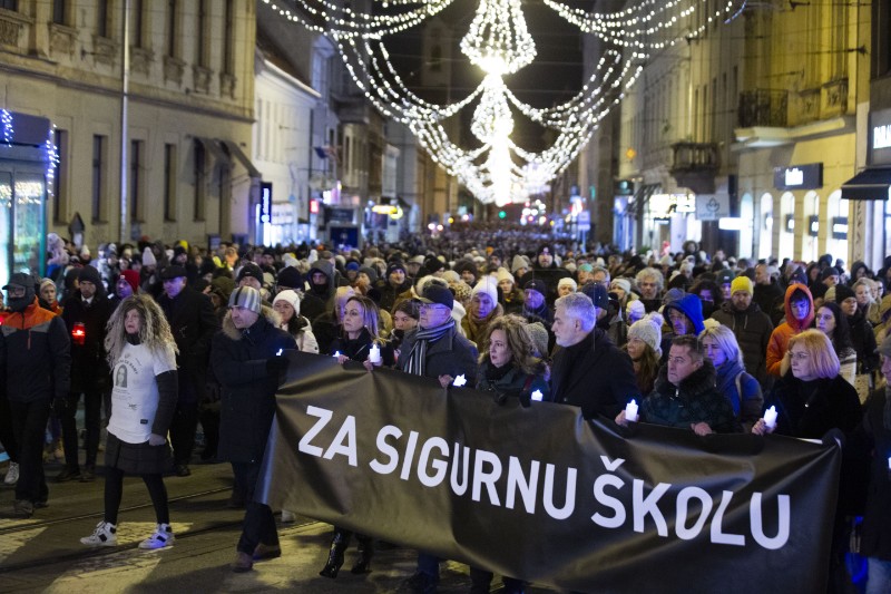 Mirni mimohod "Za sigurnu školu"