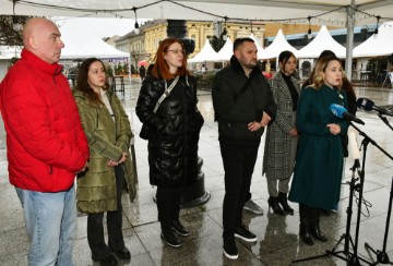 Konferencija za novinare Marije Selak Raspudić na temu iseljavanja mladih