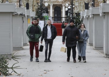 Blagdansko prijepodne u centru grada