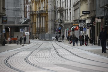 Blagdansko prijepodne u centru grada