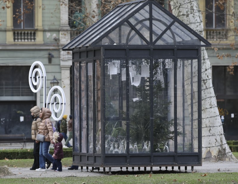 Blagdansko prijepodne u centru grada