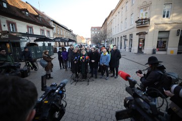 Konferencija za medije predsjedničke kandidatkinje Ivane Kekin