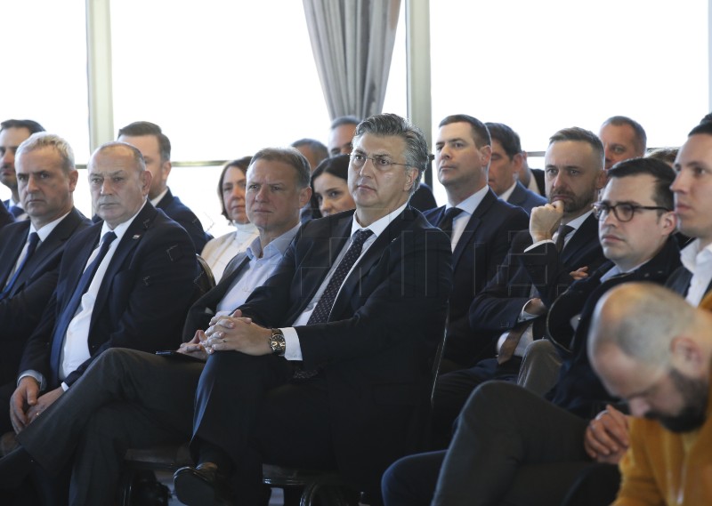 Završna konferencija za medije Dragana Primorca