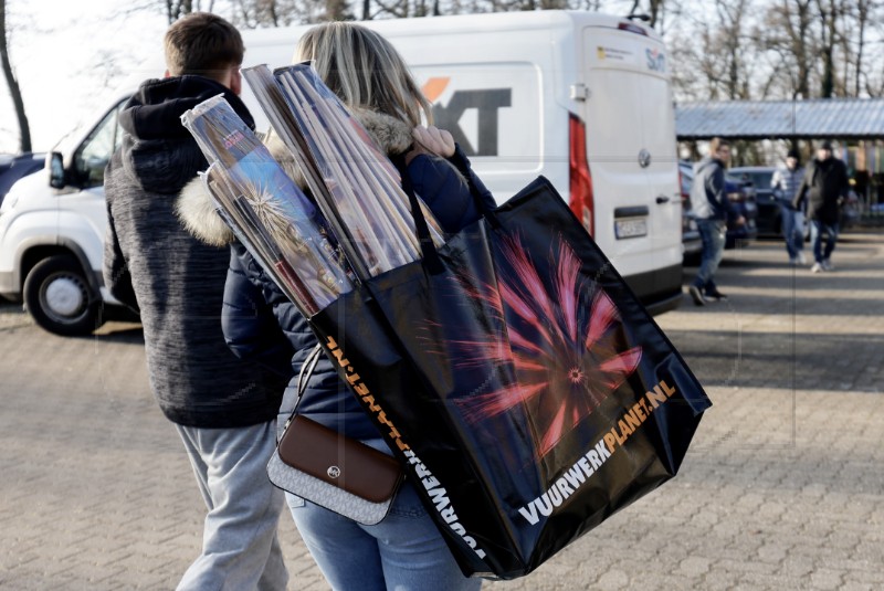 GERMANY NEW YEAR FIREWORKS SALE