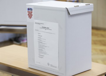 Predsjednički izbori: Otvorena sva biračka mjesta