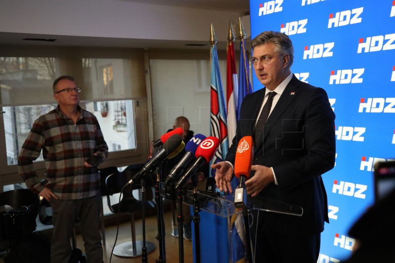 Plenković dao izjavu za medije