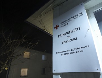 Gradonačelnik u novogodišnjoj noći obišao dežurne službe