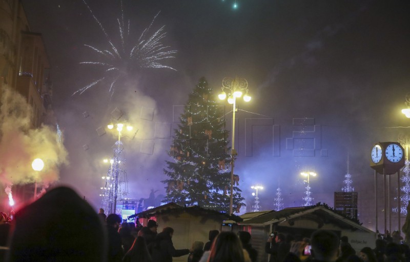 Doček Nove 2025 godine na Trgu bana Jelačića