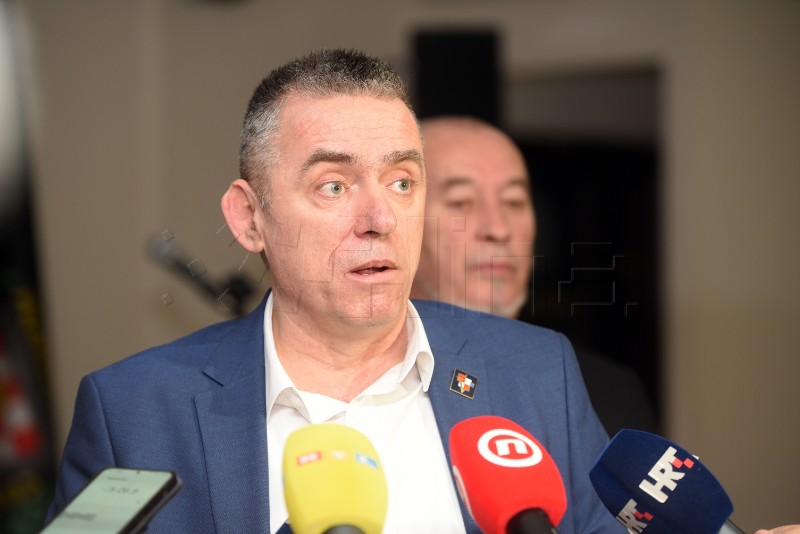 Predrag Mišić i Stipo Mlinarić održali konferenciju za novinare 