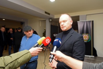 Predrag Mišić i Stipo Mlinarić održali konferenciju za novinare 