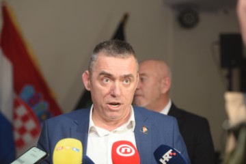 Predrag Mišić i Stipo Mlinarić održali konferenciju za novinare 