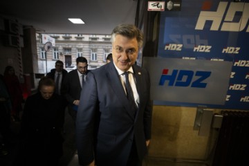 Dolasci na sjednicu Predsjedništva HDZ-a