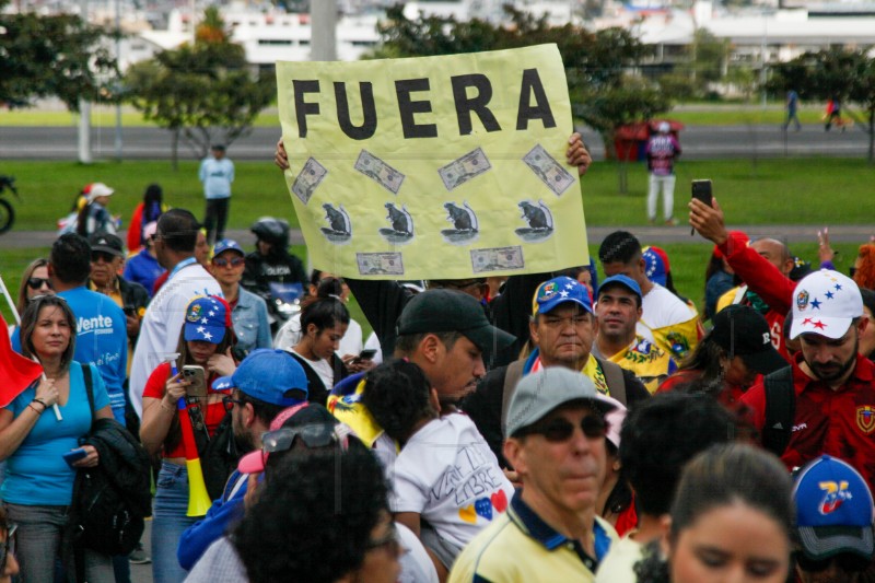 ECUADOR VENEZUELA CRISIS