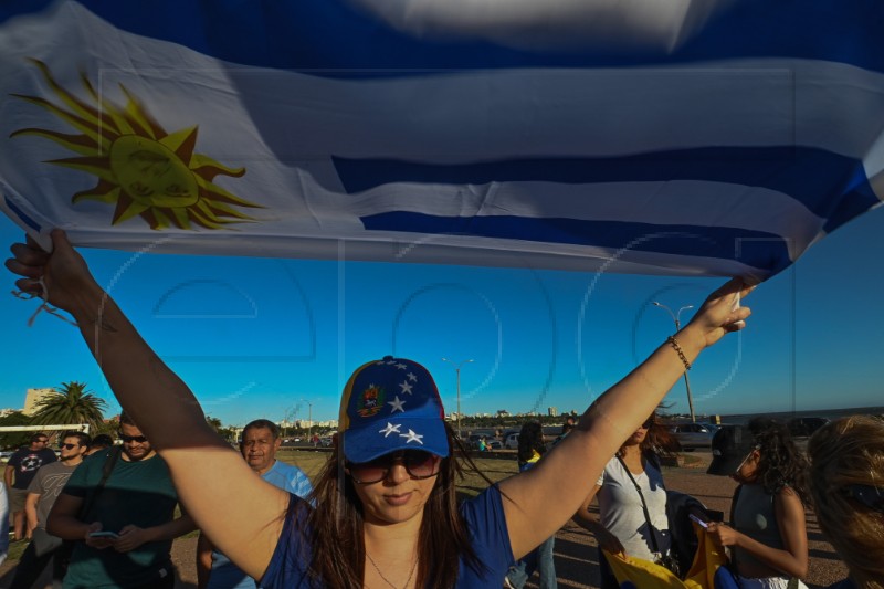 URUGUAY VENEZUELA ELECTIONS PROTEST