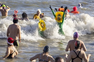 SWITZERLAND WINTER SWIM