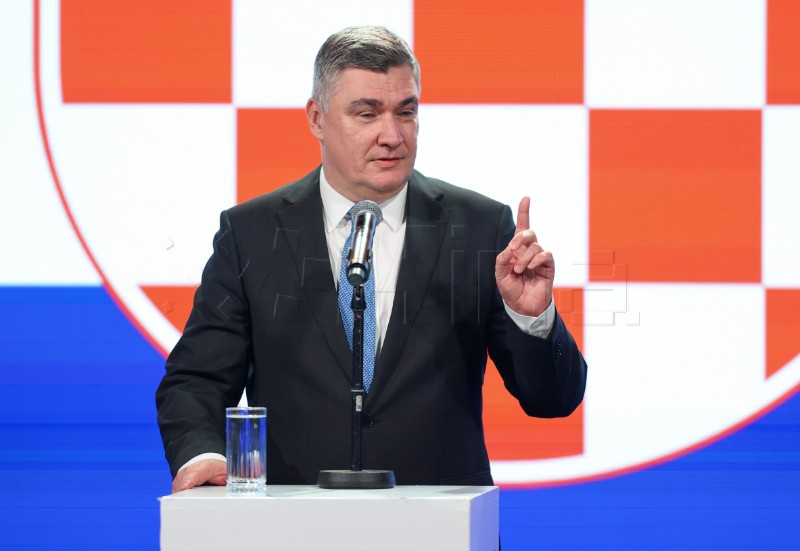 Milanović: Držat ću se Ustava, to je moj program