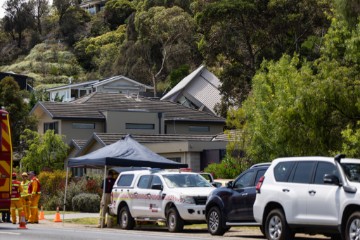 AUSTRALIA HOUSE COLLAPSE