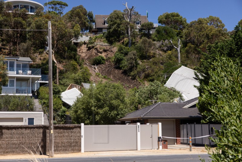 AUSTRALIA HOUSE COLLAPSE